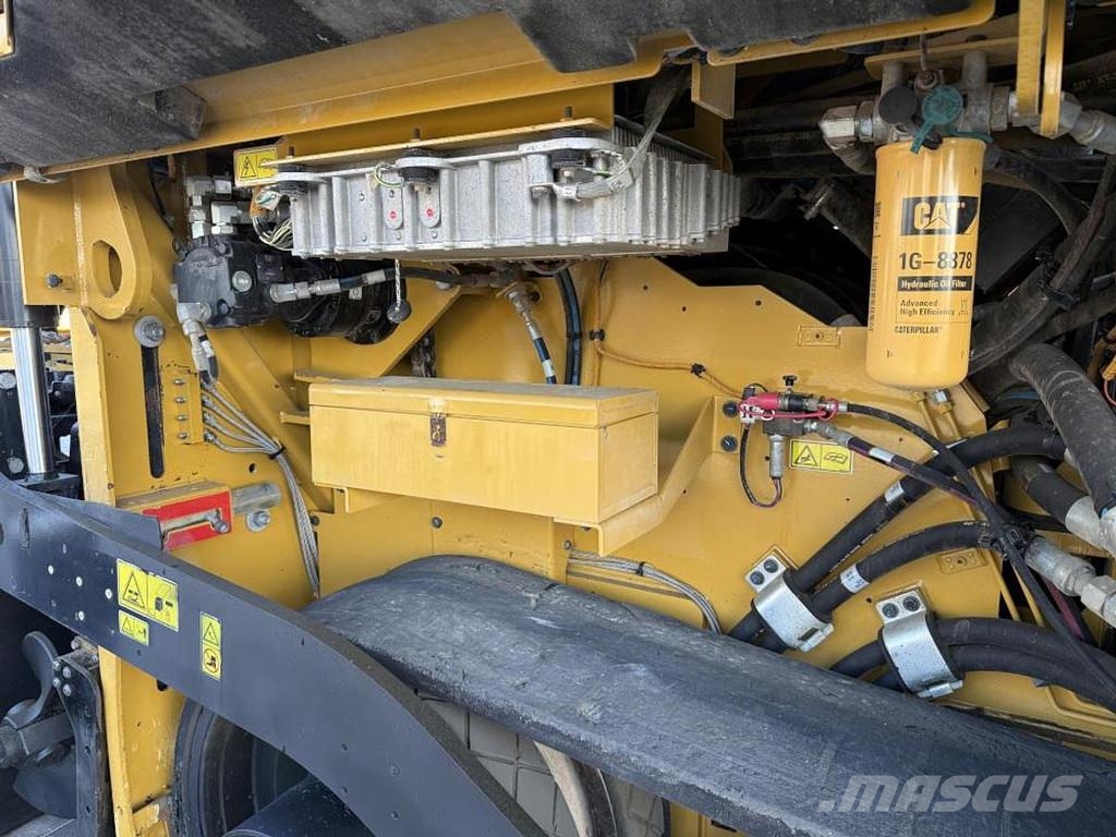 CAT AP 655F Asfaltni finišeri