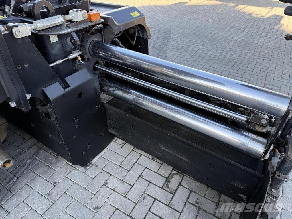 CAT AP 655F Asfaltafwerkmachines