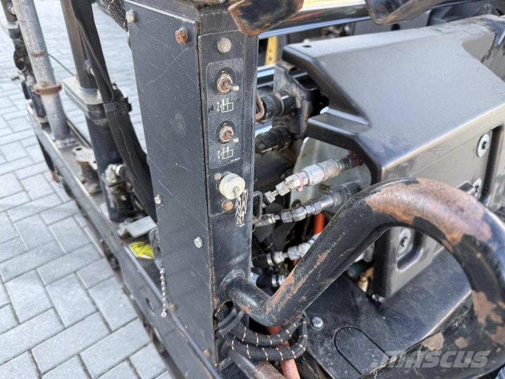 CAT AP 655F Asfaltafwerkmachines