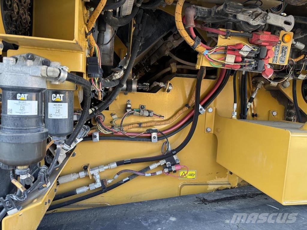 CAT AP 655F Asfaltni finišeri