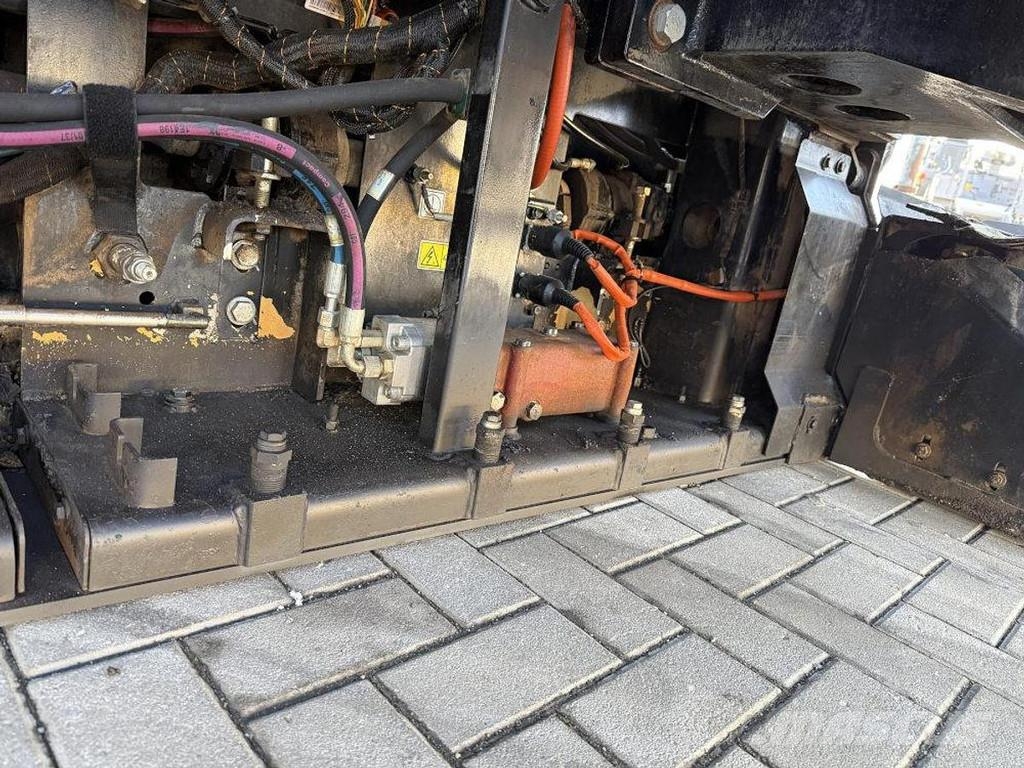 CAT AP 655F Asfaltni finišeri