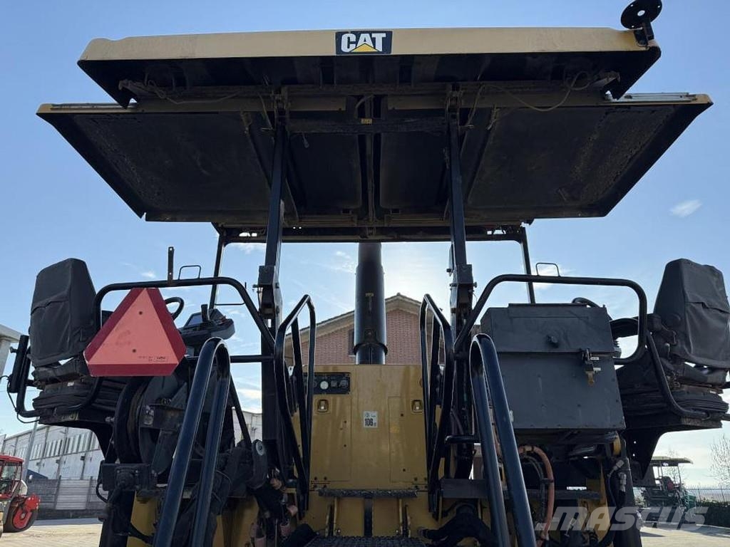 CAT AP 655F Asfaltni finišeri
