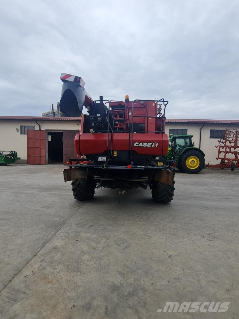 Case IH AF7130 Maaidorsmachines