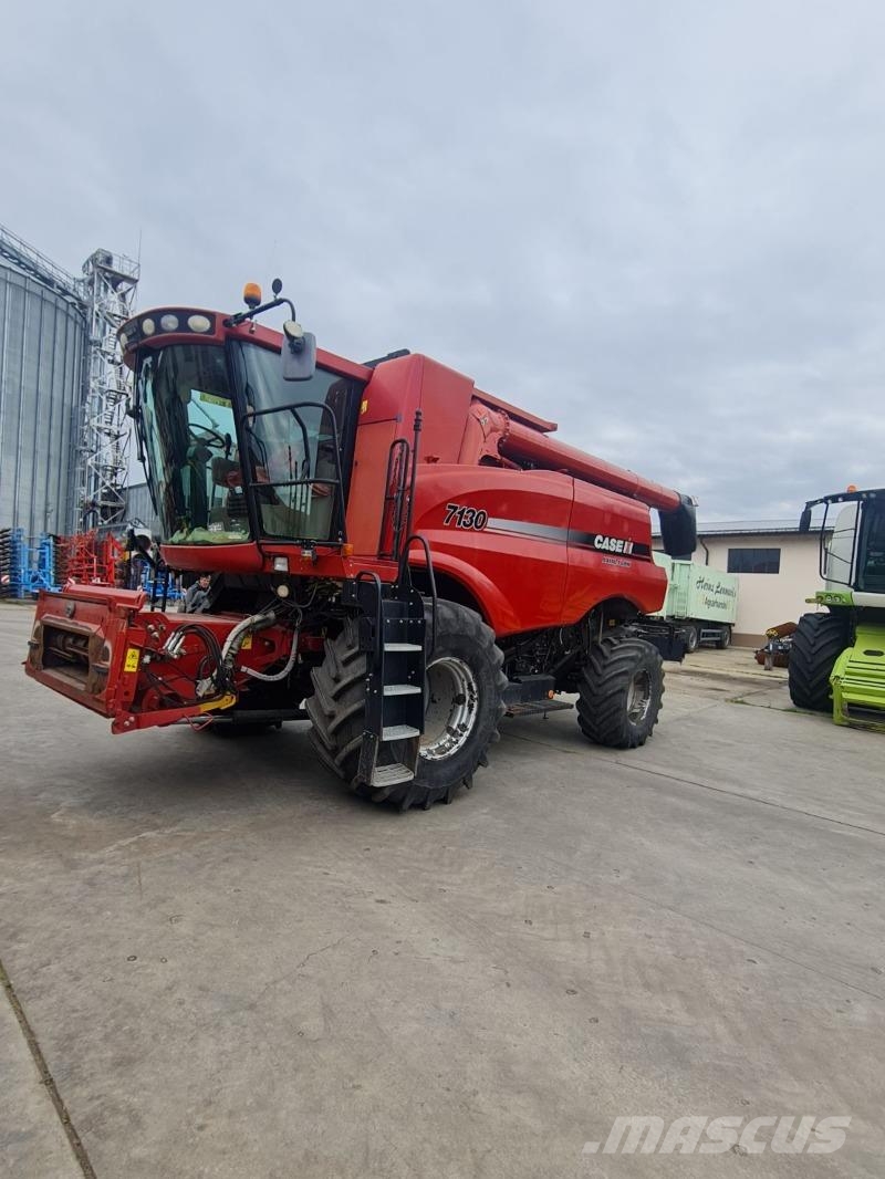 Case IH AF7130 Maaidorsmachines