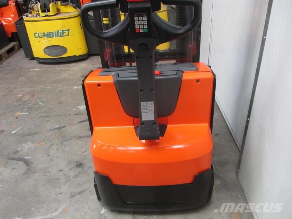 BT SWE120L Transpalette accompagnant