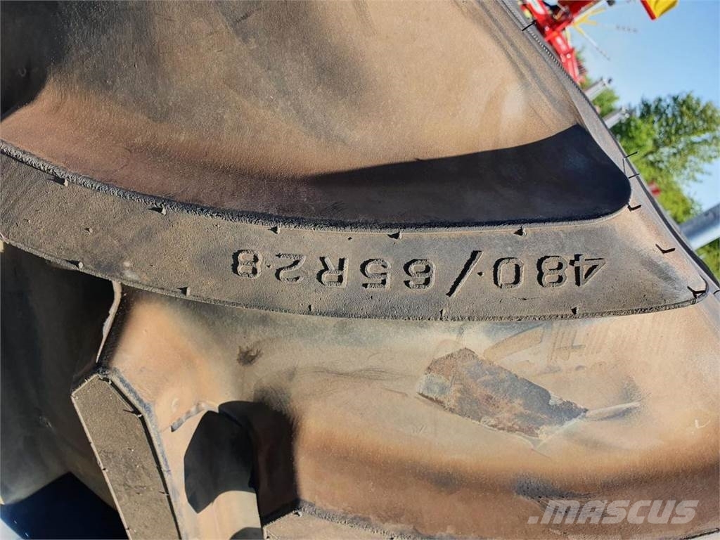 Bridgestone 480/65R28 x2 Roti