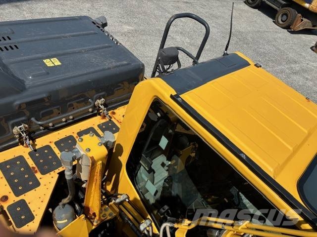 Komatsu PC 170 LC-11 Crawler excavators