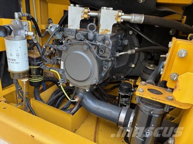 Komatsu PC 170 LC-11 Crawler excavators