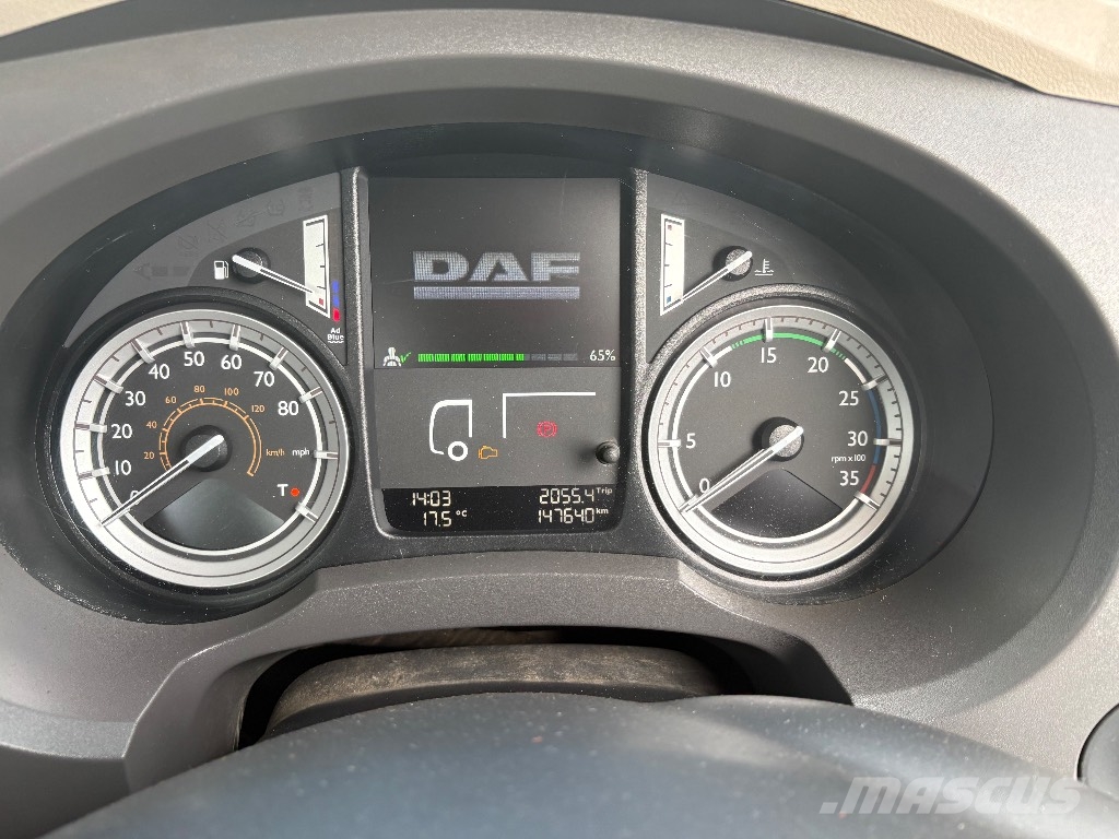 DAF LF 260 Camiones grúa