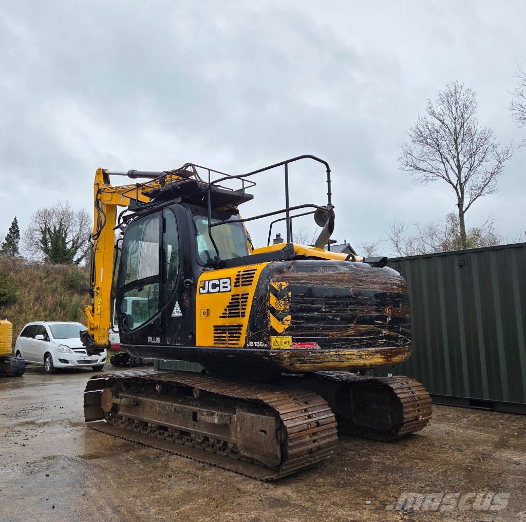 JCB JS 130 LC Escavadeiras de esteiras