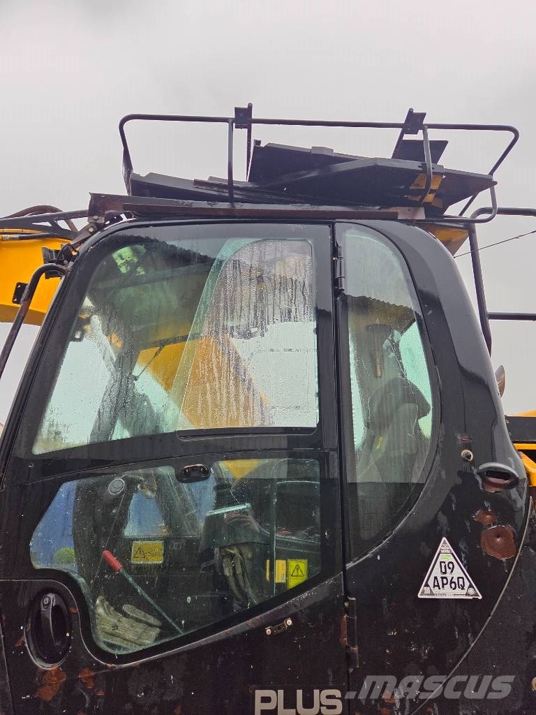 JCB JS 130 LC Escavadeiras de esteiras