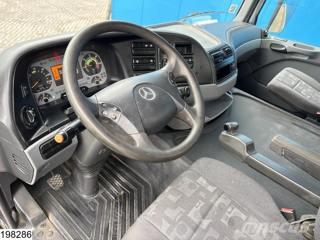 Mercedes-Benz Actros 3236 8x4, EPS, Steel suspension, Liebherr 混凝土搅拌车