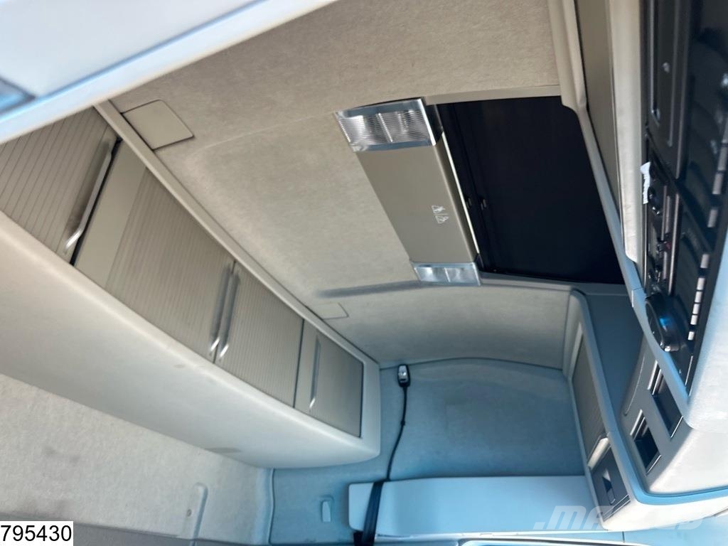 Volvo FH 500 EURO 6, 6x2, PTO, RHD Тягачі