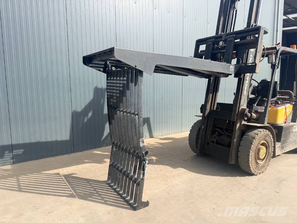 CAT 313E / 320E / 320F / 323E / 325F / 329E/ 330F / 3 Kabinen