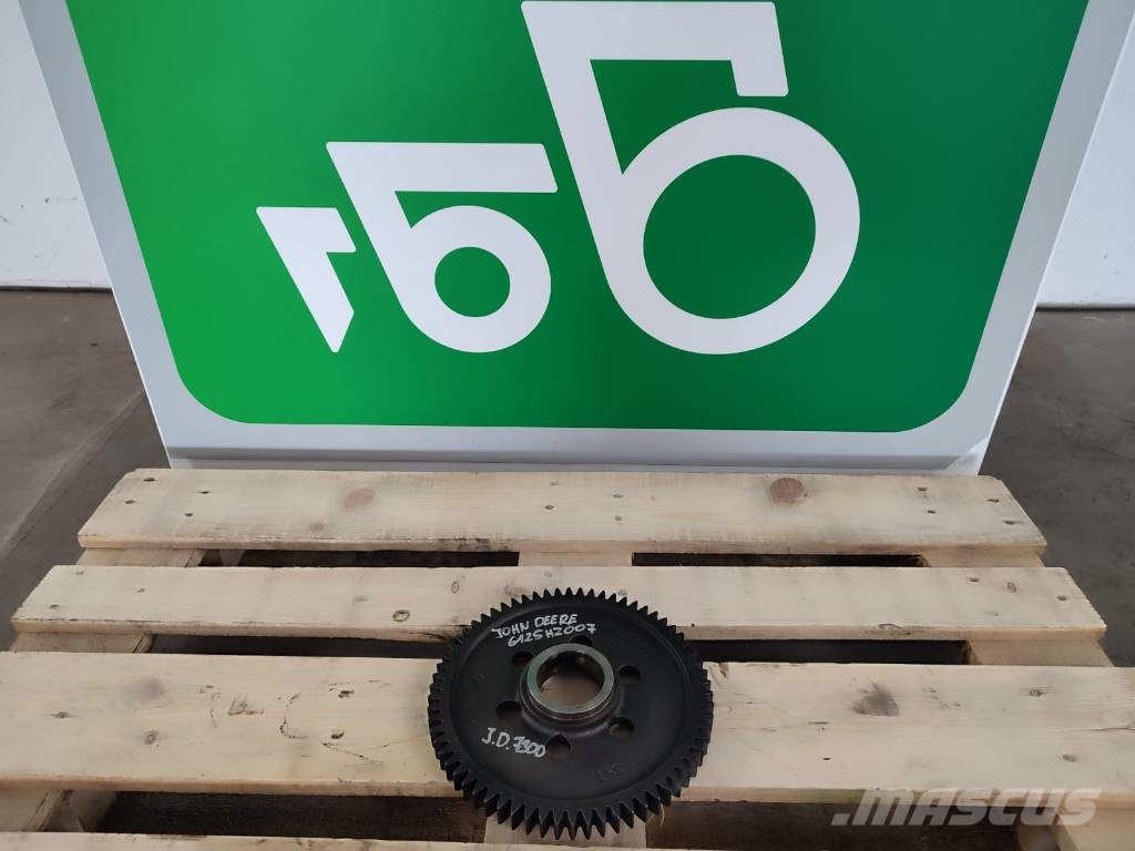 John Deere Camshaft sprocket R116526 of JOHN DEERE 6125HZ007 Mootorid