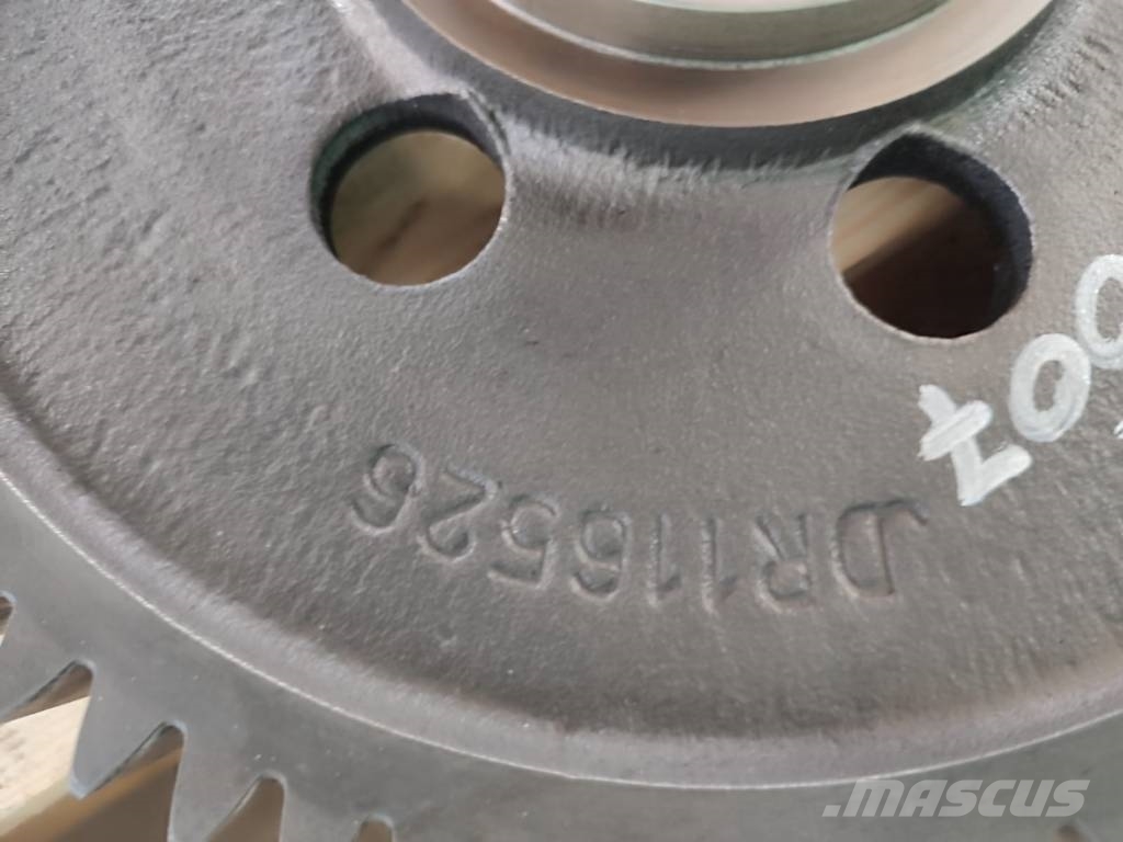 John Deere Camshaft sprocket R116526 of JOHN DEERE 6125HZ007 Mootorid