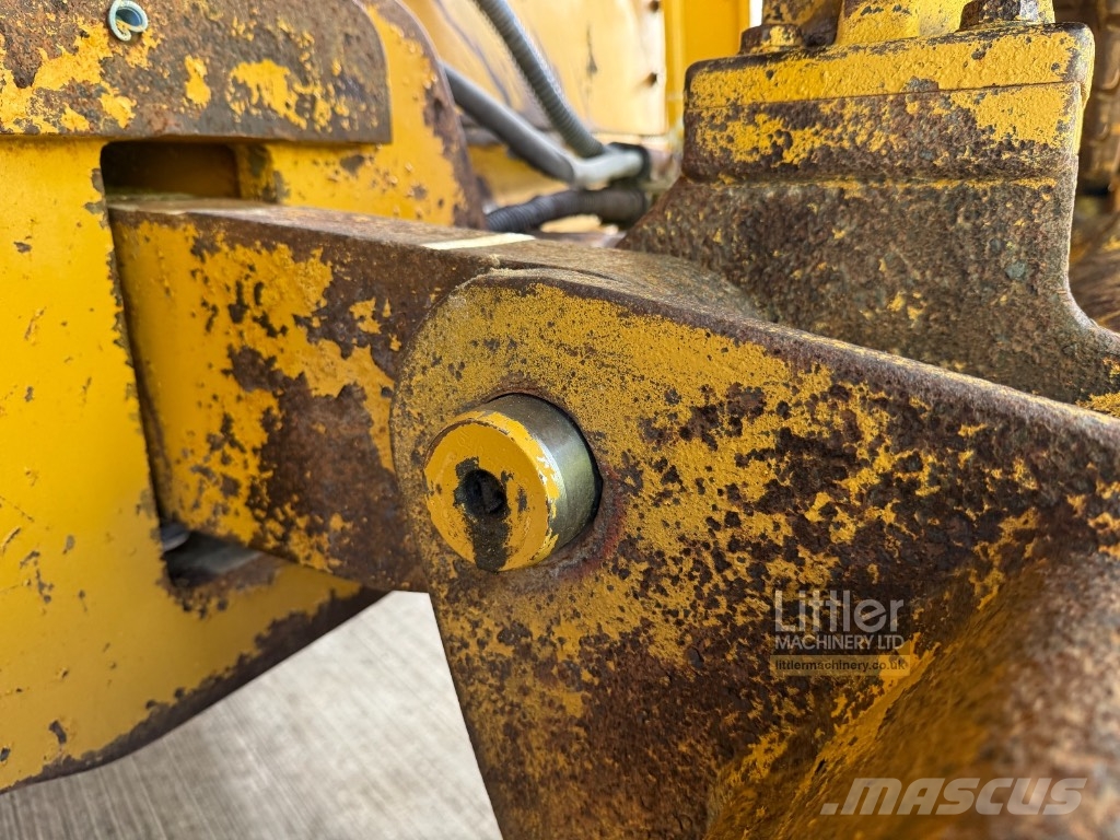CAT D 6 N LGP Crawler dozers