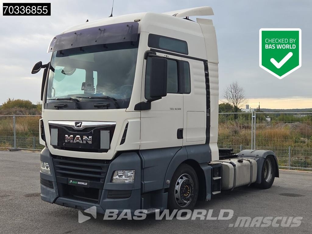 MAN TGX 18.500 TGX 4X2 XXL Mega Hebesattel Retarder 2x Trekkers