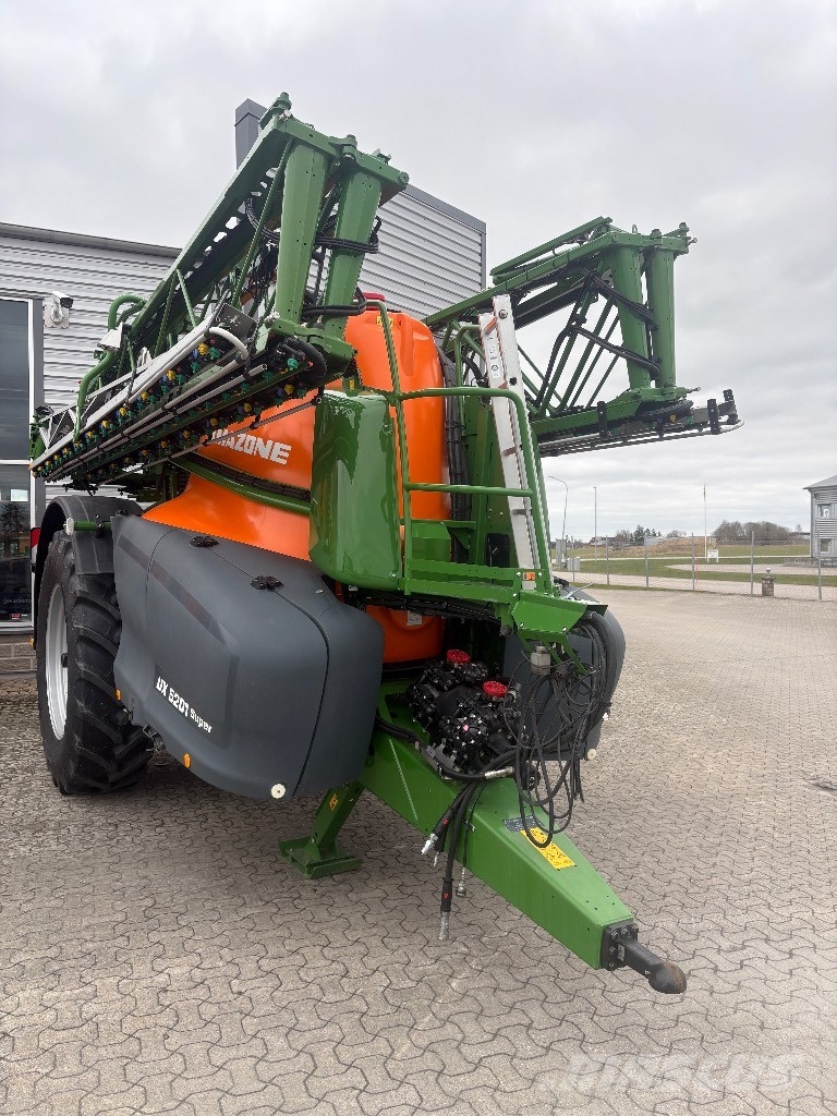 Amazone UX 5201 Super الرشاشات