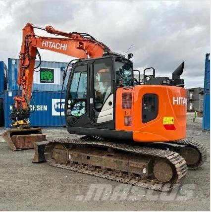 Hitachi EX135 Escavatori cingolati