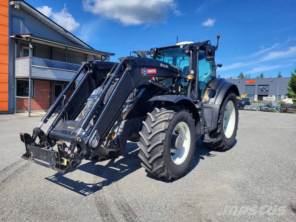 Valtra T 215 V Traktorer