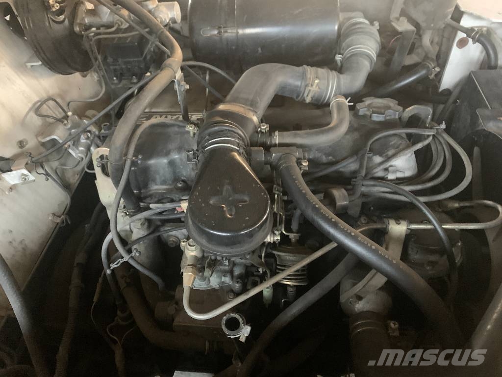 Nissan FG2500 V-2565 EO Обладнання для аеропортів