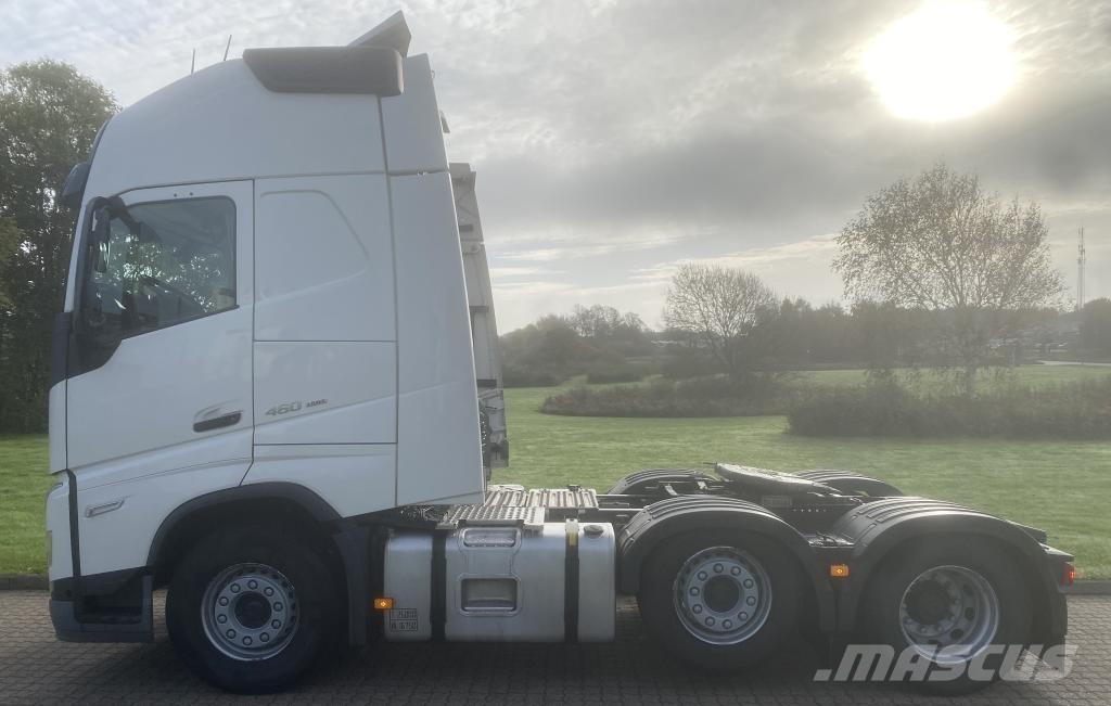 Volvo Vehicle Tractor 6x2/2 Standard Trækkere