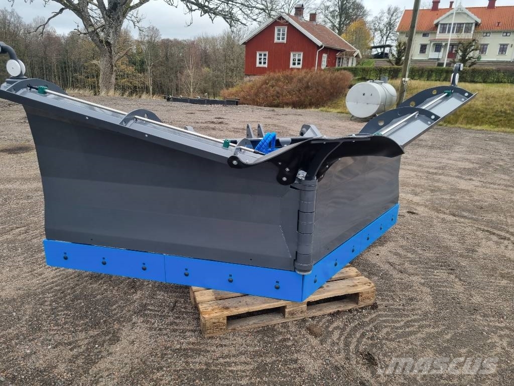 SE Equipment  Vikplog Stora BM Pflüge