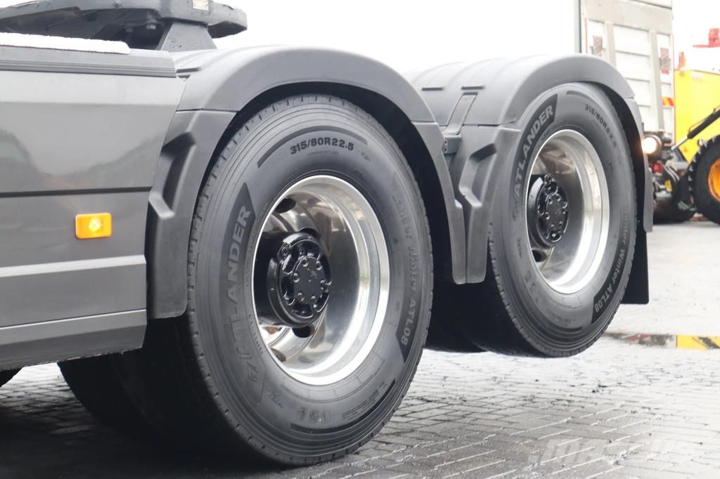 Volvo FH 16.750 6X4 | TANDEMLIFT | 80 TON | HYDR | RETAR Sadulveokid