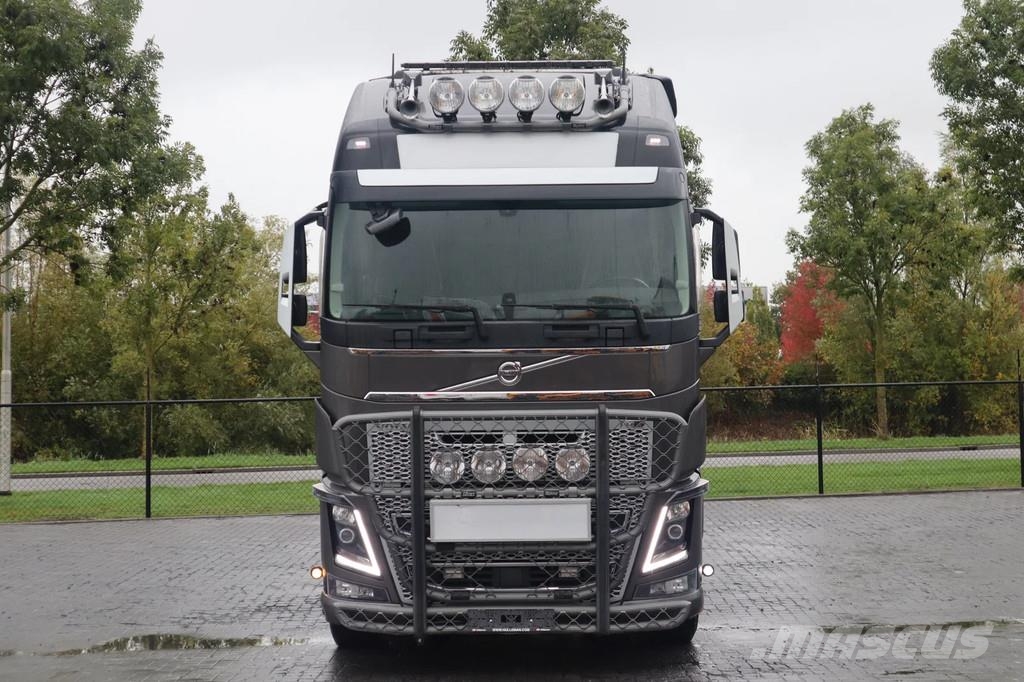 Volvo FH 16.750 6X4 | TANDEMLIFT | 80 TON | HYDR | RETAR Sadulveokid
