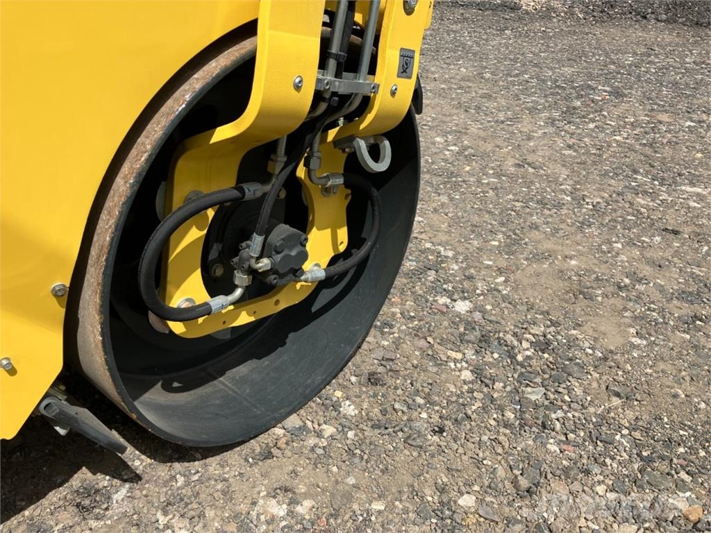 Bomag CN BW 100 AD-5 Valjci sa duplim bubnjem