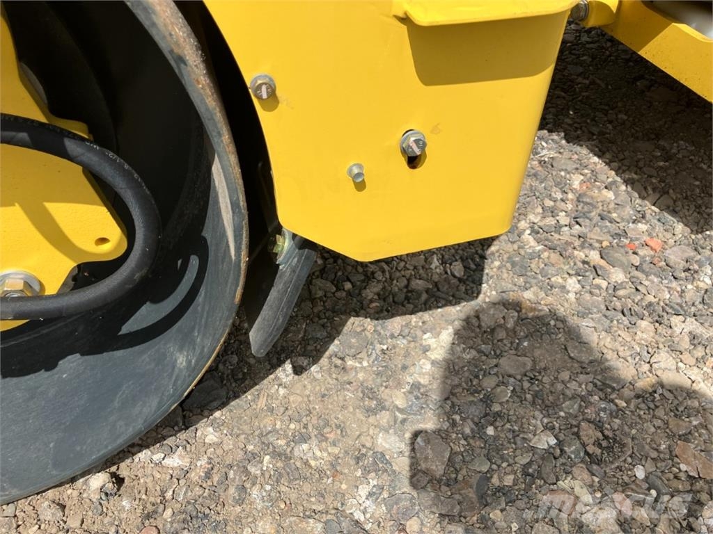 Bomag CN BW 100 AD-5 Valjci sa duplim bubnjem