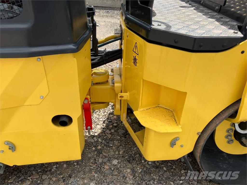 Bomag CN BW 100 AD-5 Valjci sa duplim bubnjem