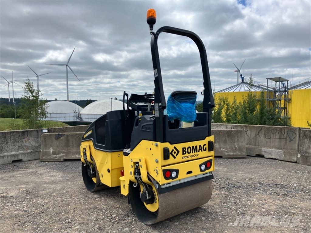 Bomag CN BW 100 AD-5 Valjci sa duplim bubnjem