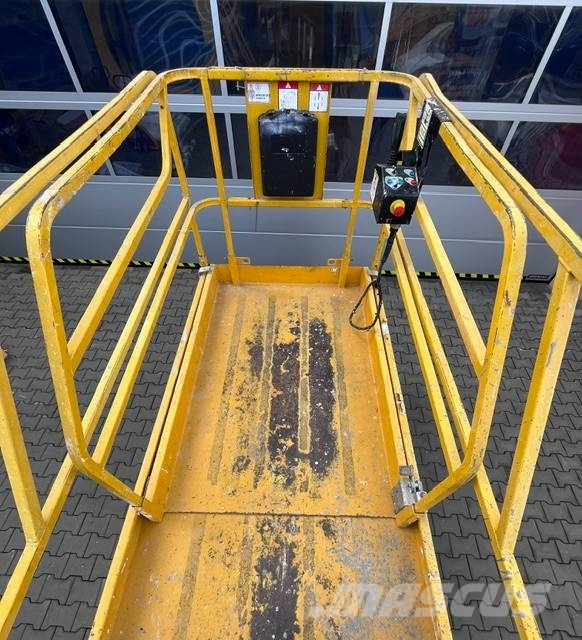 Haulotte Compact 10 رافعات مقصية الشكل
