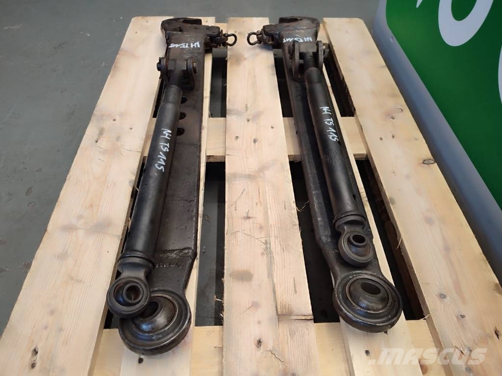 New Holland Rear linkage lower arm 270200757 New Holland TS115 Μπούμες και κουτάλες