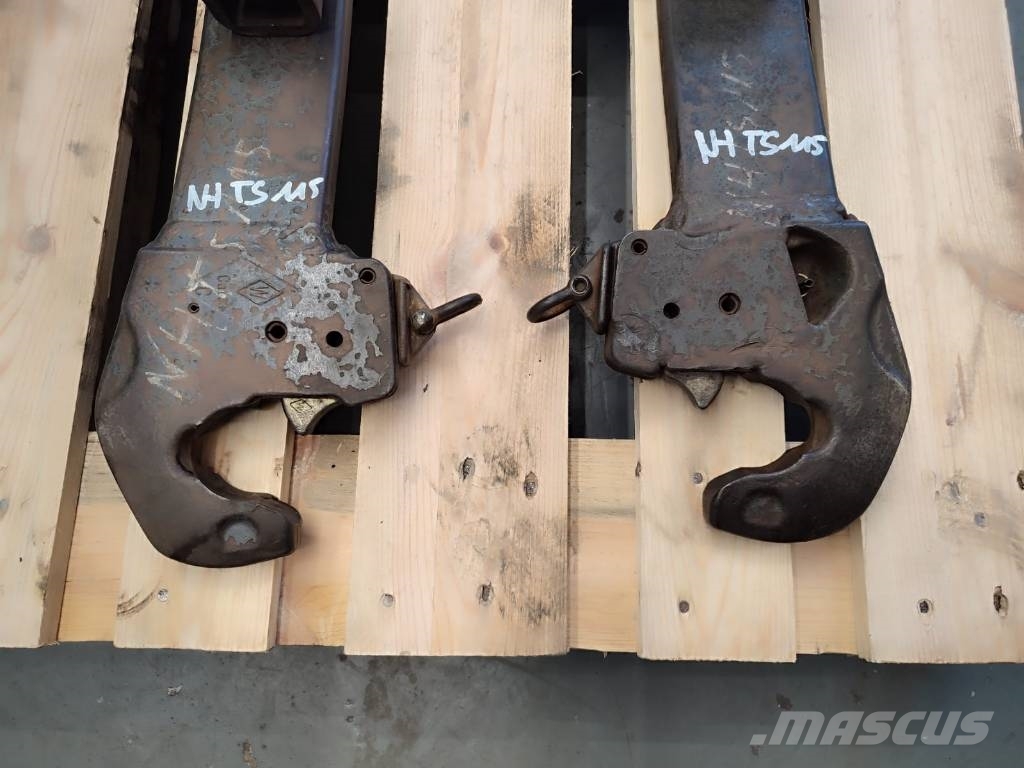 New Holland Rear linkage lower arm 270200757 New Holland TS115 Μπούμες και κουτάλες