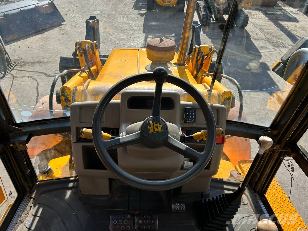 JCB 3 CX Rovokopači