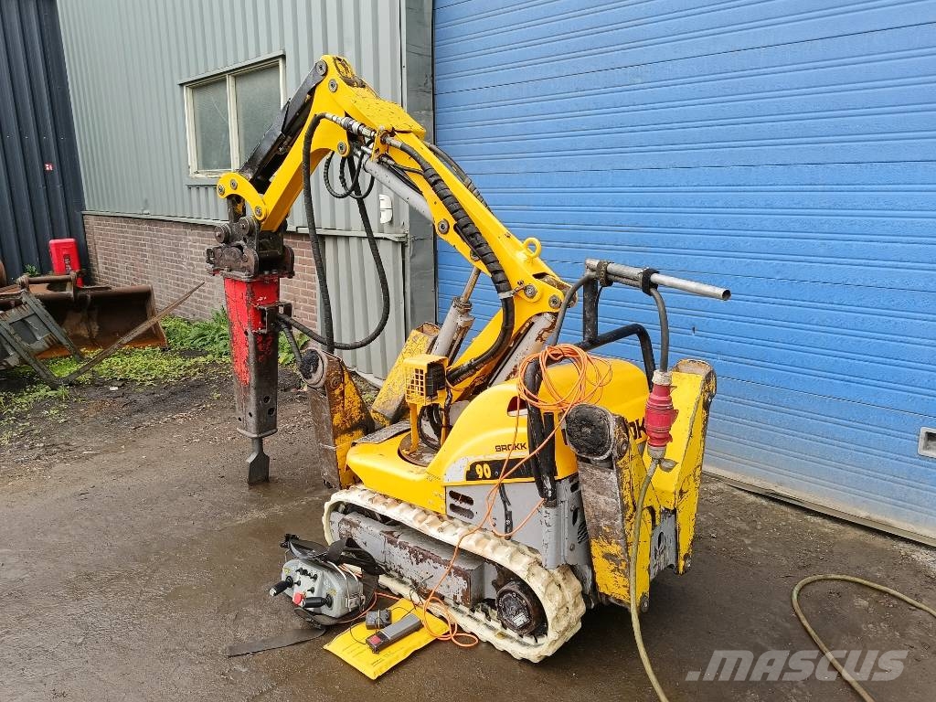 Brokk 90 husqvarna robot remote excavator digger Abrissbagger