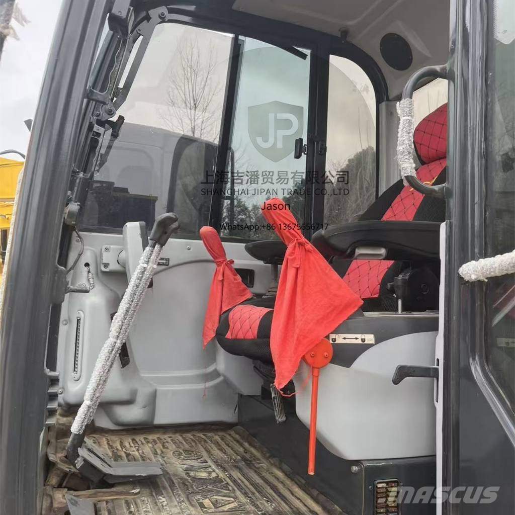 XCMG XE 60 DA 小型挖掘机