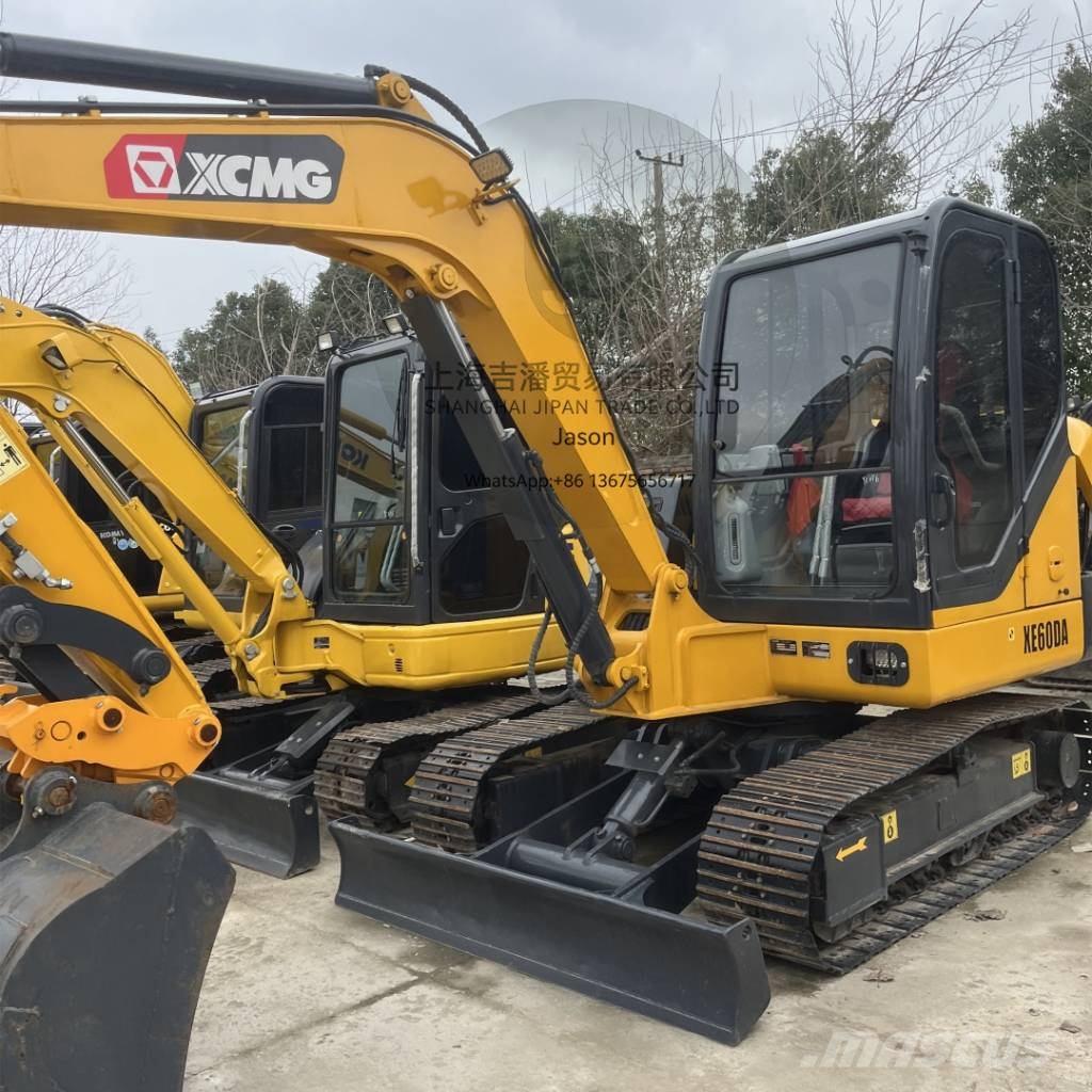 XCMG XE 60 DA 小型挖掘机