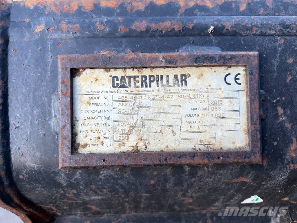 CAT CW40 Kašike / Korpe