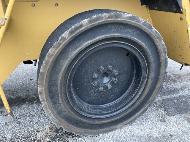 CAT 8070×3010×3590 Bandgrävare