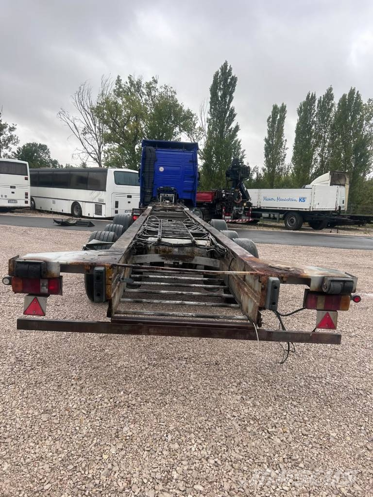 Samro SR334 Semirremolques en chasís