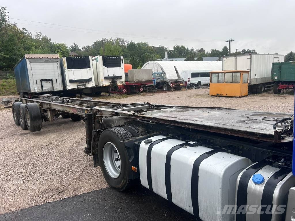 Samro SR334 Semirremolques en chasís