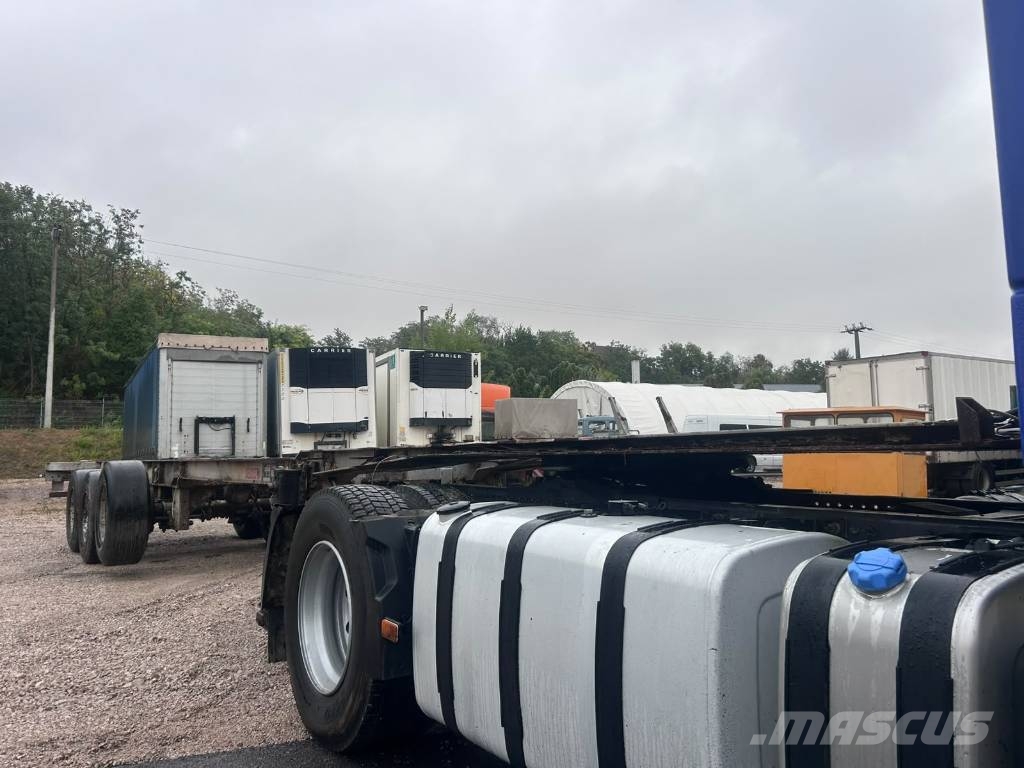 Samro SR334 Semirremolques en chasís