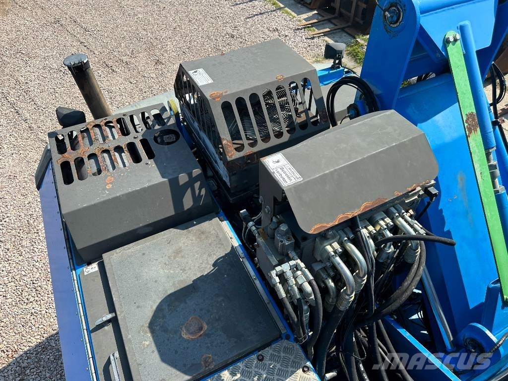 Sennebogen M 821 Waste / industry handlers