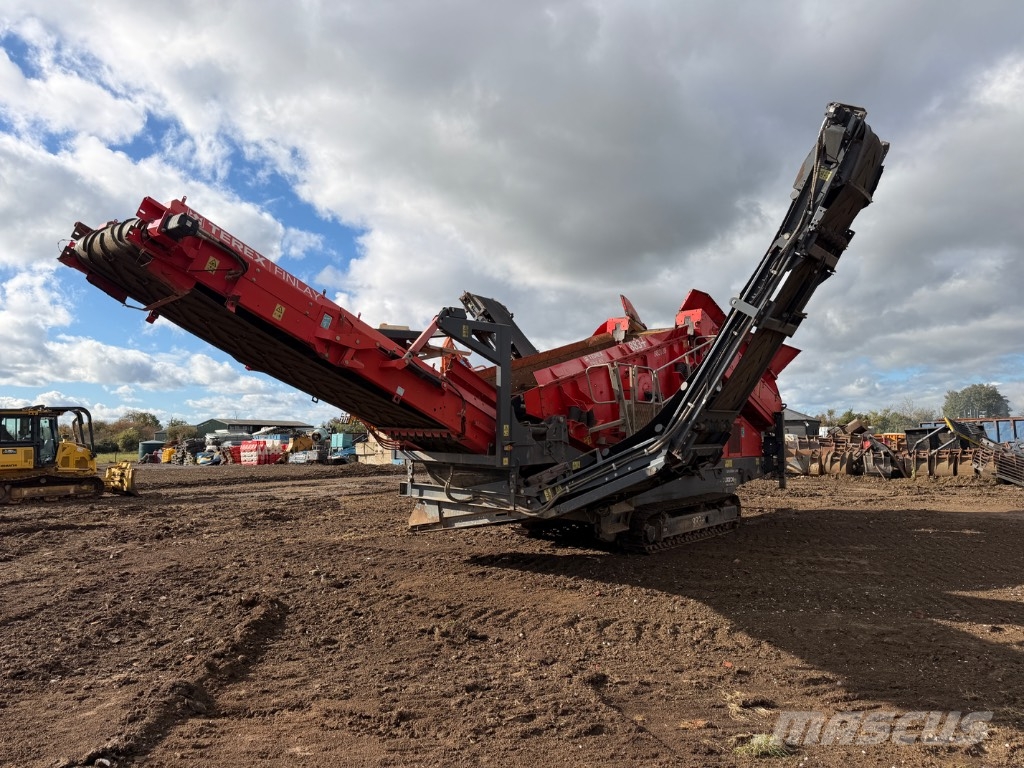 Terex Finlay 883 + Sieb- und Brechanlagen