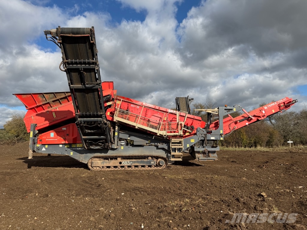 Terex Finlay 883 + Sieb- und Brechanlagen