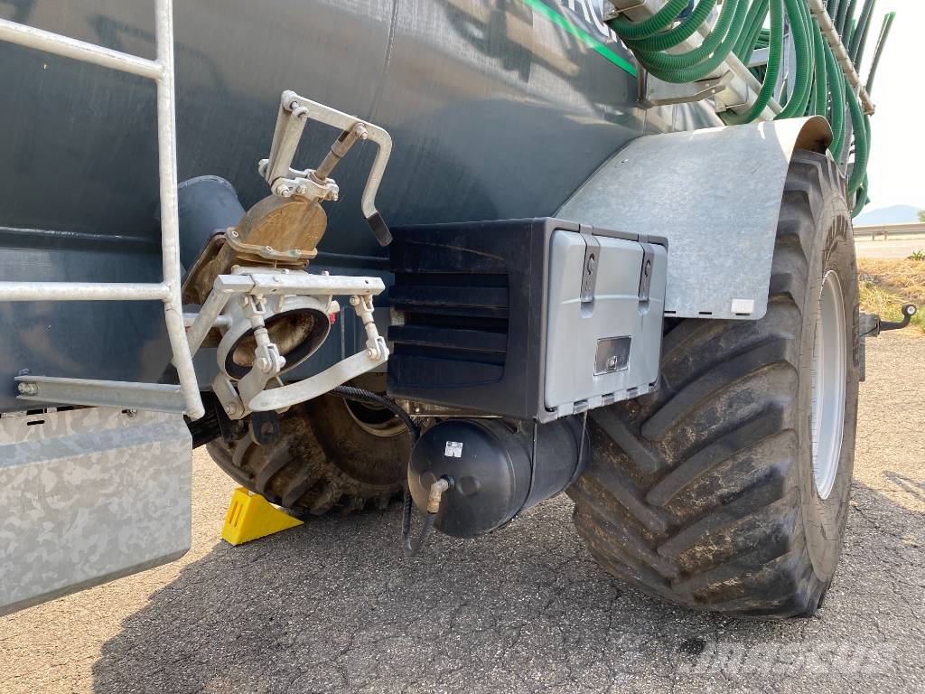 Mauguin MISTRAL 11/JUROP DL180 1er Main endommagé صهاريج الملاط